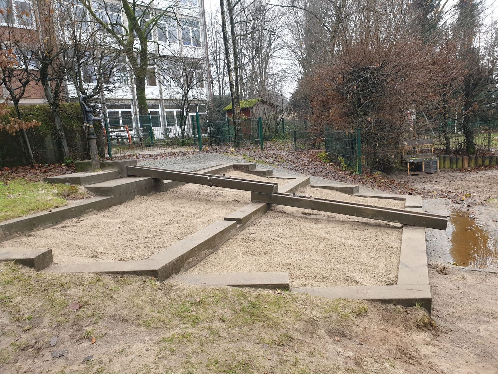 Sandkastenbau und -sanierung 10