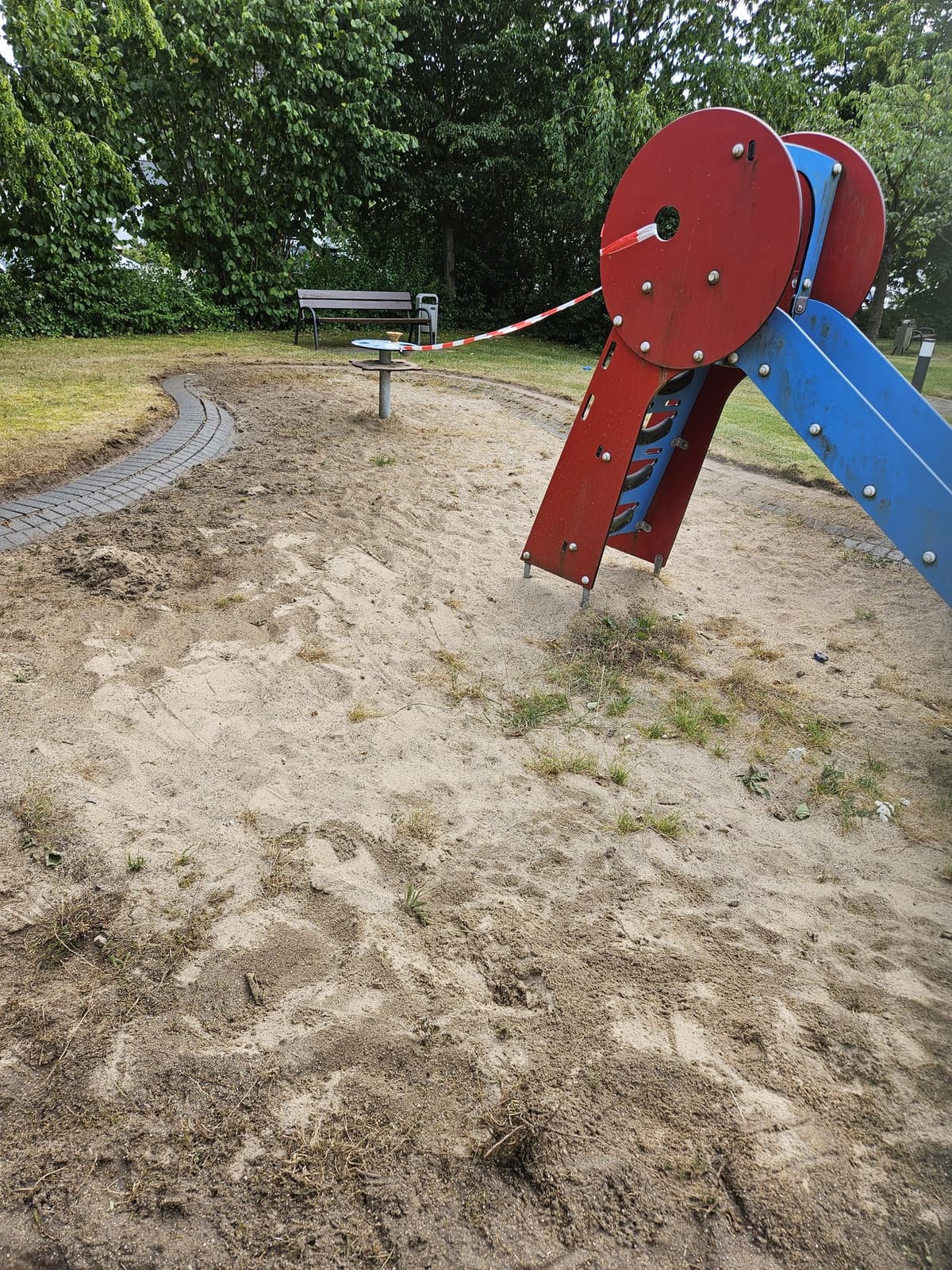 Sandkastenbau und -sanierung 13