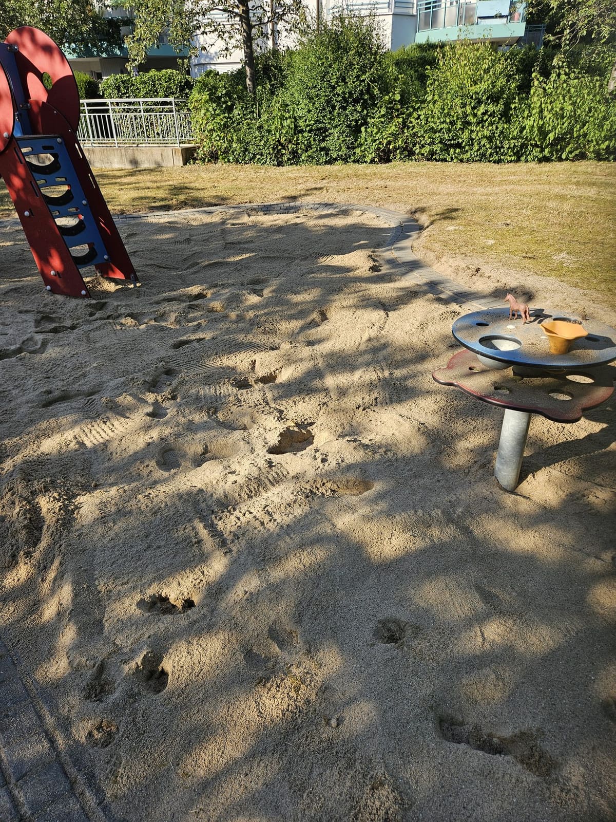 Sandkastenbau und -sanierung 17