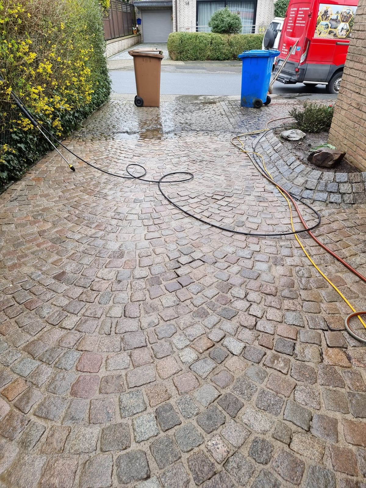 Terrassen- und Pflasterreinigung 19